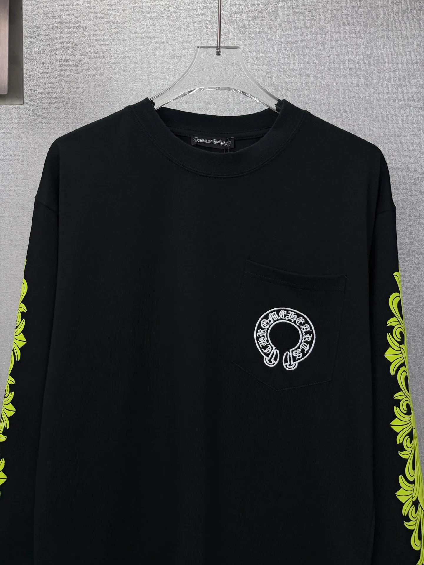2026New Arrival 🧼 T Same Style Quality😘😘 100% Versatile T 👍 ：Black、White Size：S-XL